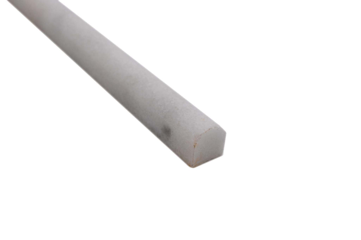 Bård (Kakel) Vit Östhammar - 007 | 305x15x15mm. Säljs styckvis.