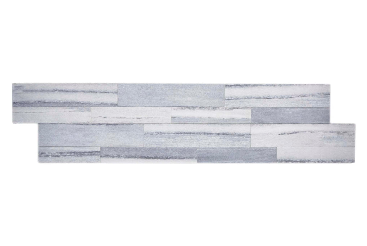 Självhäftande väggpanel Grå Mjölby - 018 | 610x152x5mm. Säljs styckvis.