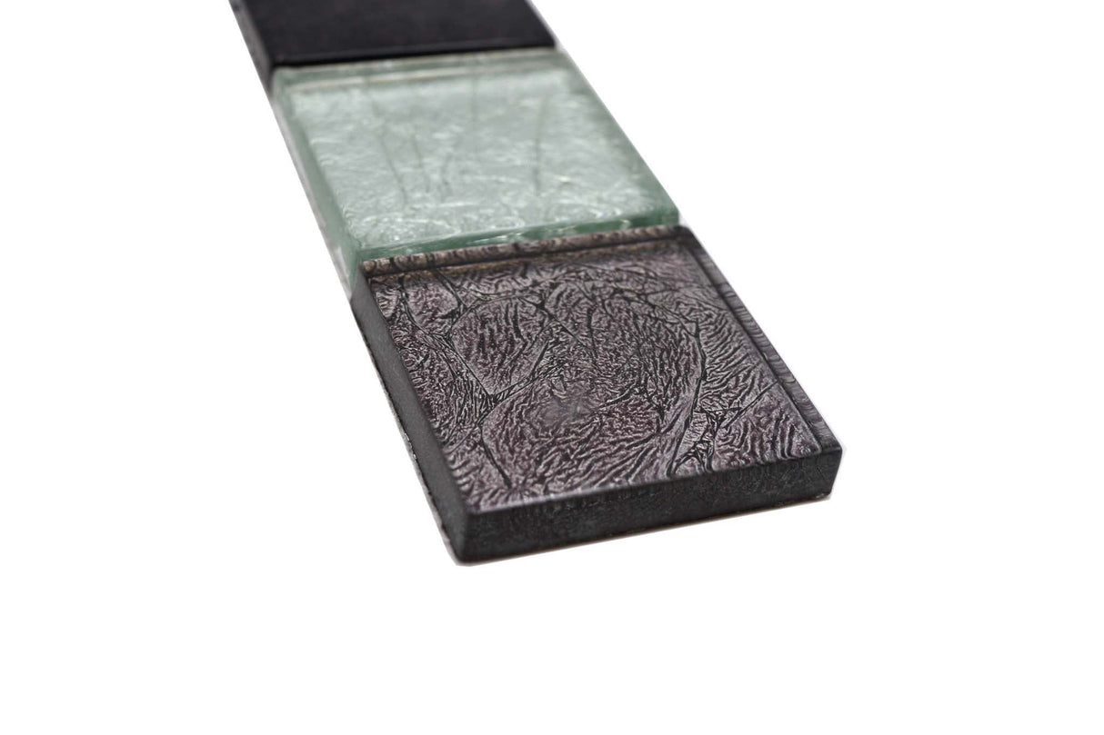 Bård (Kakel) Silver Markaryd - 007 | 48x48x8mm. Säljs styckvis.