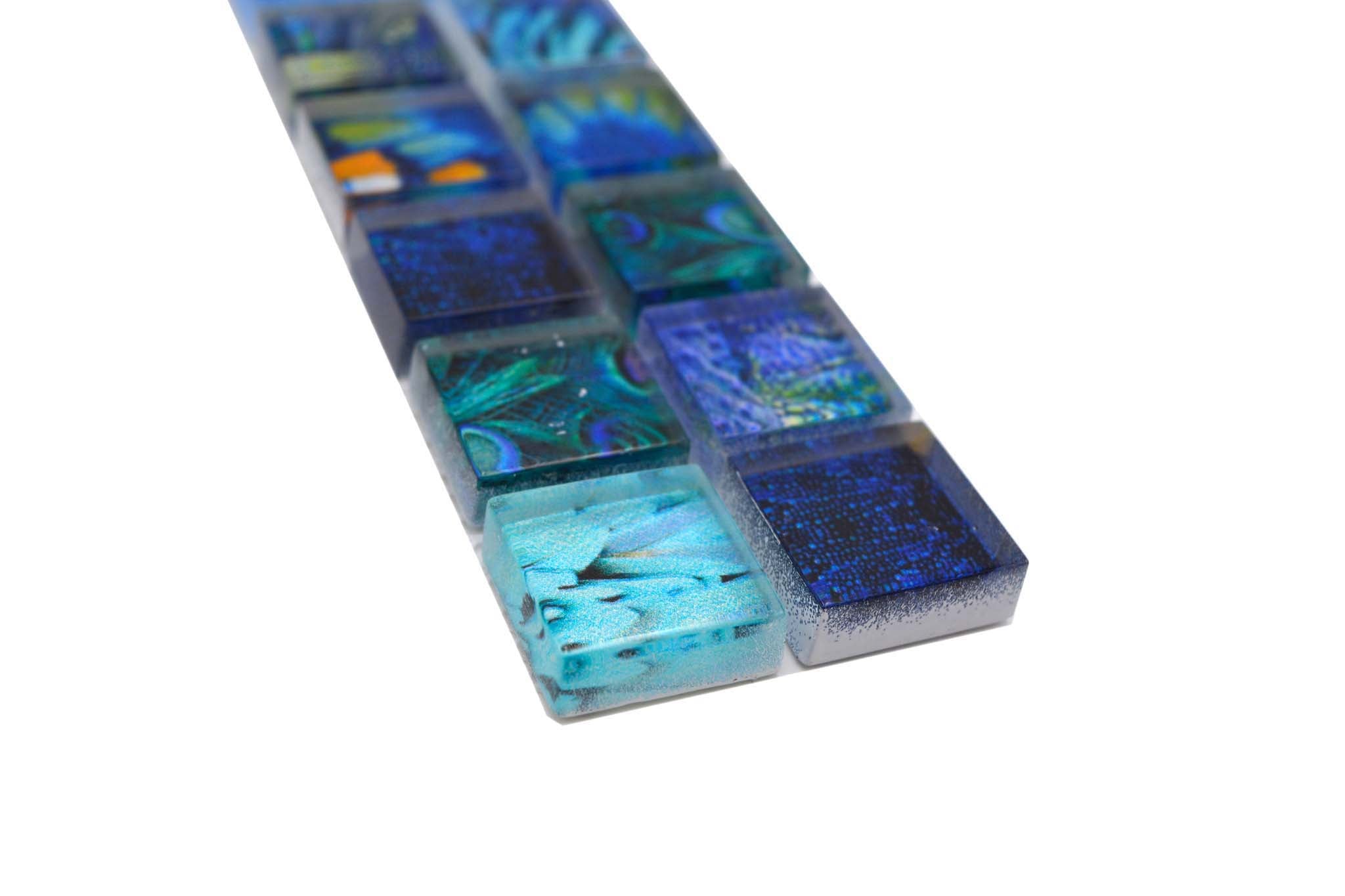 Bård (Kakel) Blå Markaryd - 033 | 23x23x8mm. Säljs styckvis.