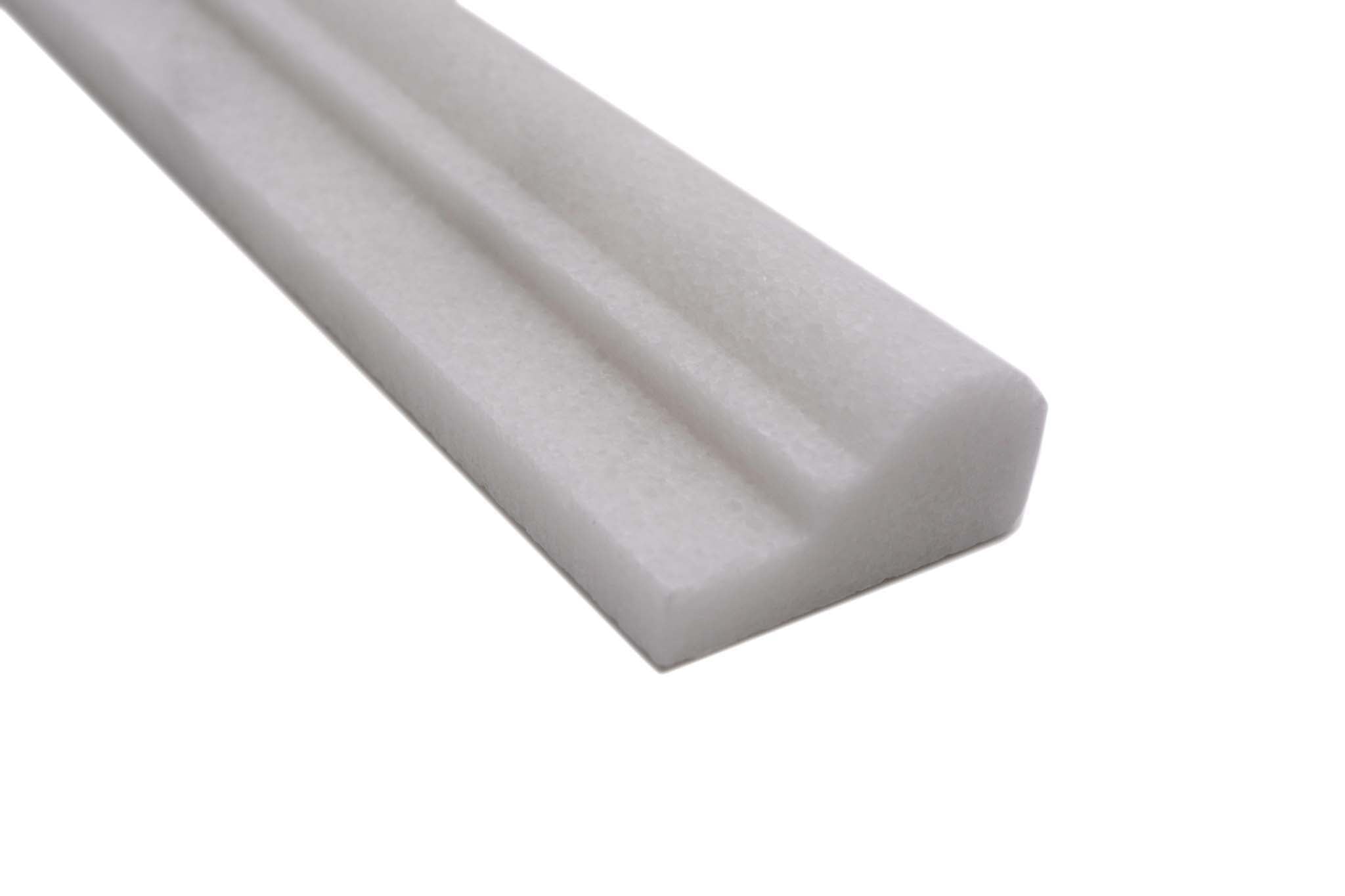 Bård (Kakel) Vit Östhammar - 006 | 305x48x25mm. Säljs styckvis.