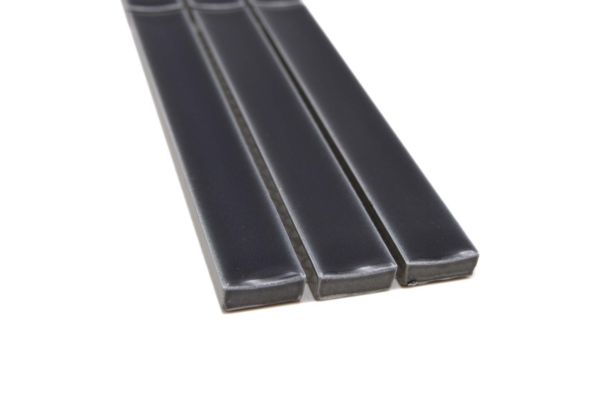 Bård (Kakel) Svart Markaryd - 067 | 20x145x7,5mm. Säljs styckvis.