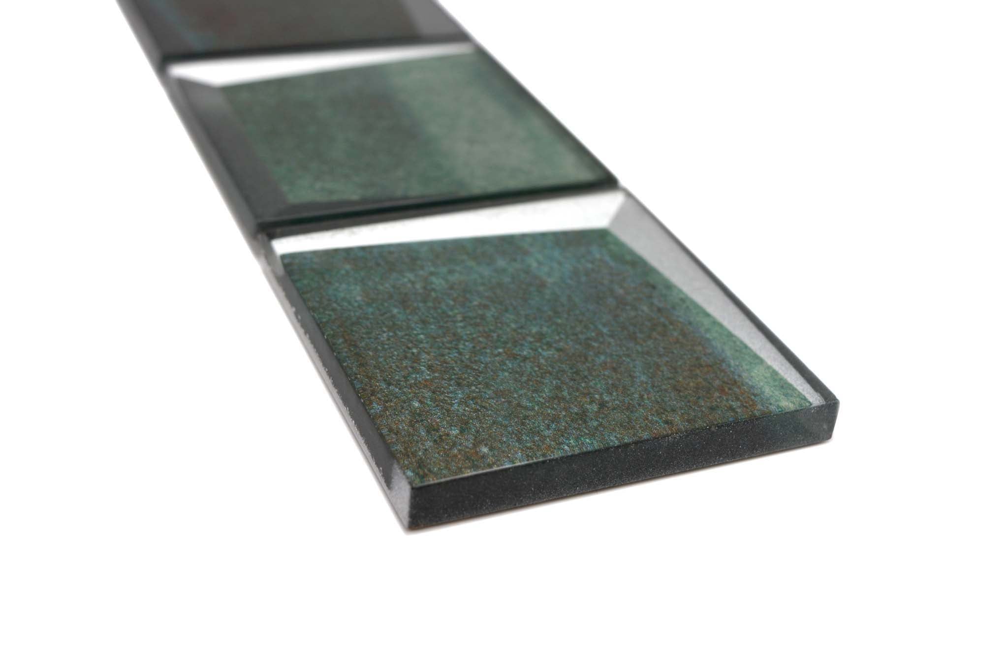 Bård (Kakel) Grön Markaryd - 064 | 73x73x8mm. Säljs styckvis.