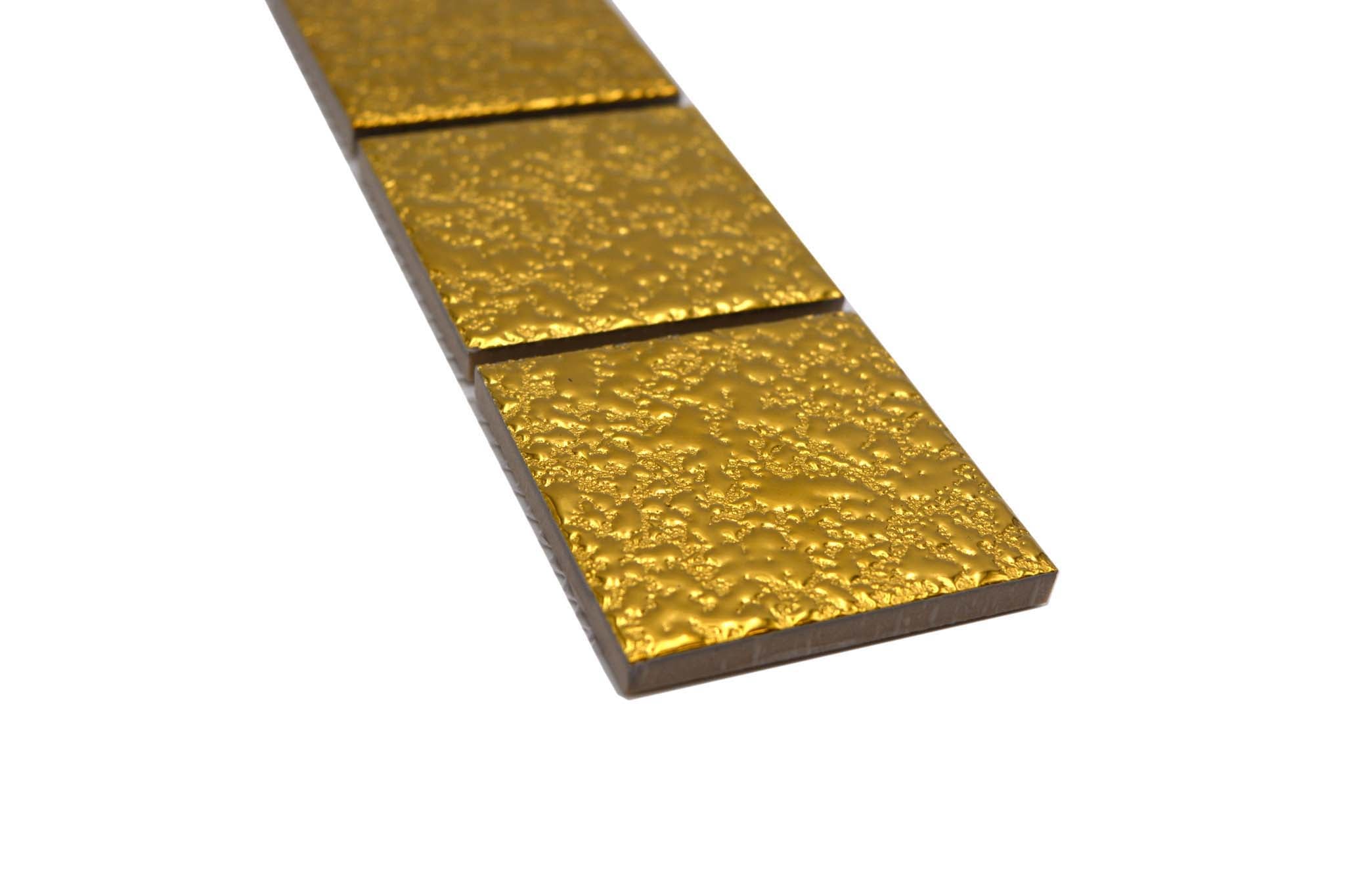 Bård (Kakel) Guld Markaryd - 021 | 48x48x6mm. Säljs styckvis.